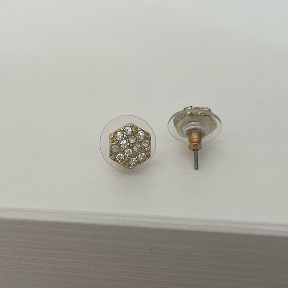 Hexagon shaped earrings - Picture 3 of 3